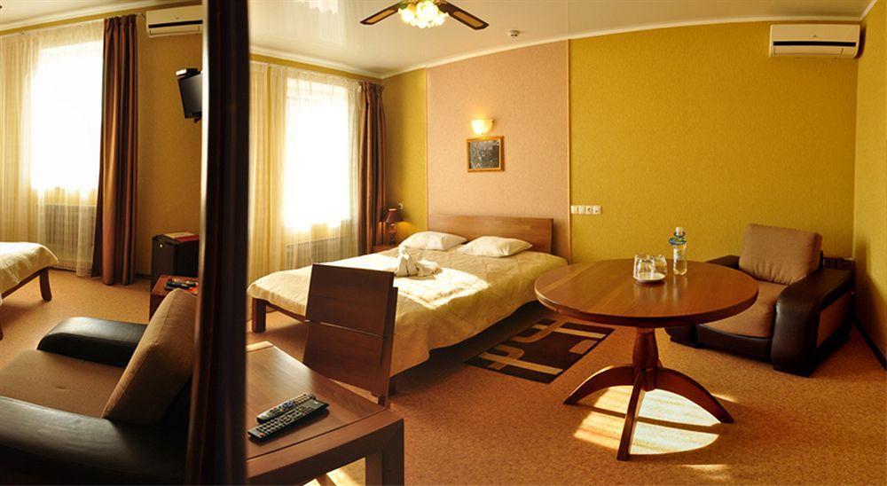Hotel An-2 Charkov Buitenkant foto
