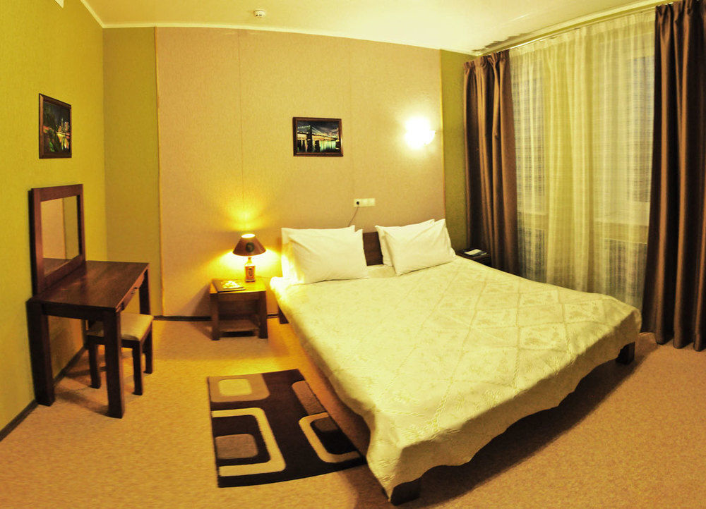 Hotel An-2 Charkov Buitenkant foto