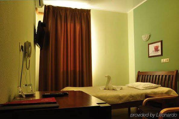 Hotel An-2 Charkov Buitenkant foto