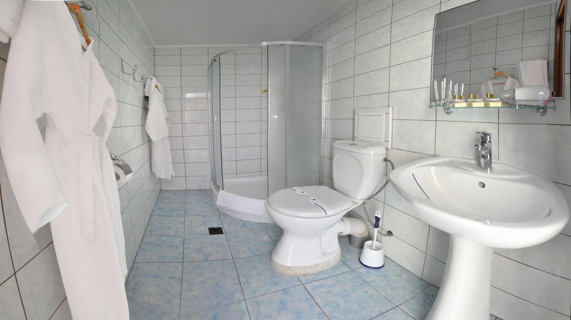Hotel An-2 Charkov Buitenkant foto