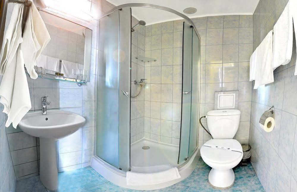 Hotel An-2 Charkov Buitenkant foto