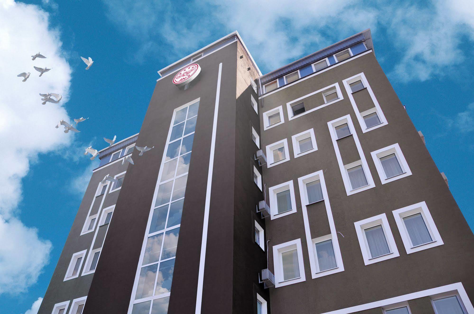 Hotel An-2 Charkov Buitenkant foto